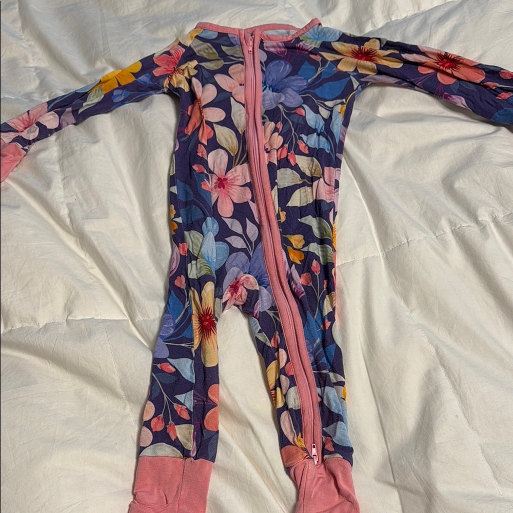 Boutique bamboo zip up